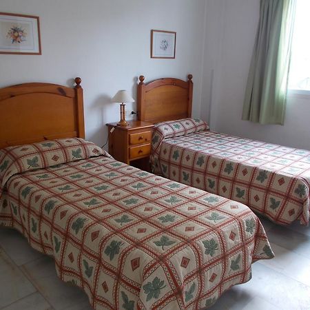Apartamentos Jardines Del Gamonal Malaga Bagian luar foto