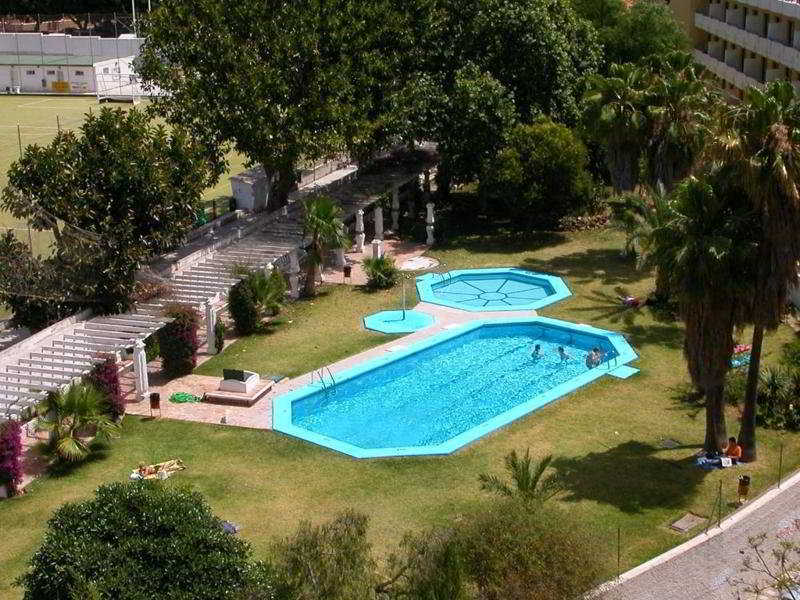 Apartamentos Jardines Del Gamonal Malaga Bagian luar foto