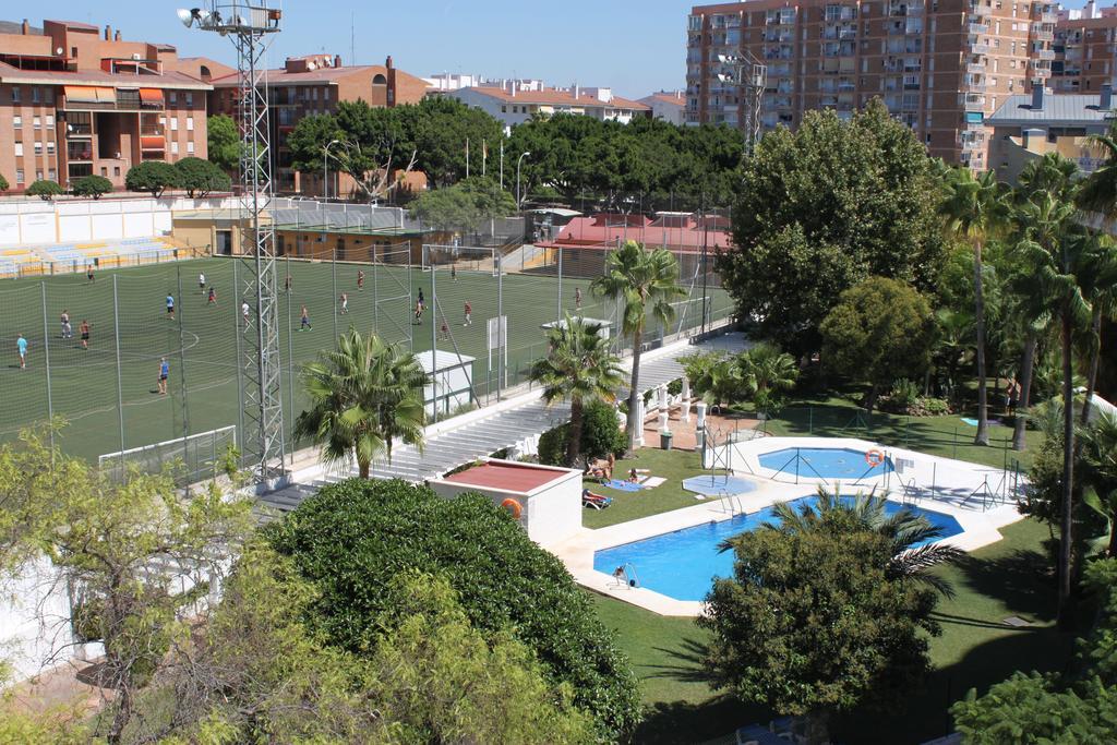 Apartamentos Jardines Del Gamonal Malaga Bagian luar foto